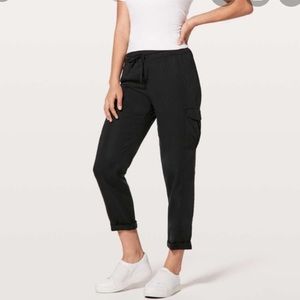 NWT Lululemon move lightly joggers